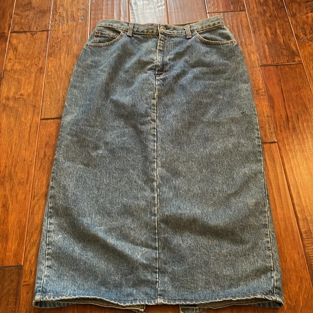 Levi’s 1990’s Denim skirt Made in USA - Picture 1 of 13